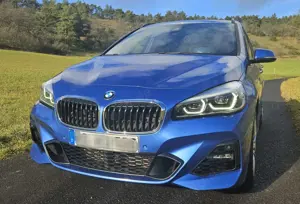 BMW 220 220i Gran Tourer Aut. M Sport Bild 2