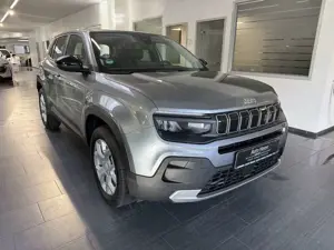 Jeep Avenger 1.2 110PS e-Hybrid Altitude Infotaiment