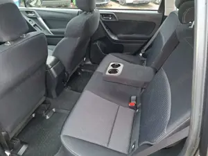 Subaru Forester 2.0D Exclusive, Euro 6. AHK Bild 5