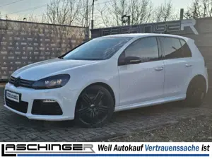 Volkswagen Golf VI R 2.0 4Motion XENON NAVI KAM SHZ TEMPO