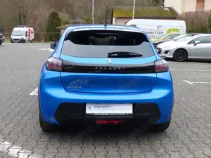 Peugeot e-208 208 E 136 Active Pack Bild 4
