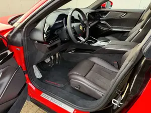 Ferrari Purosangue MOD2026/MASSAGE/LIFT/SITZBELÜFTUNG Bild 5