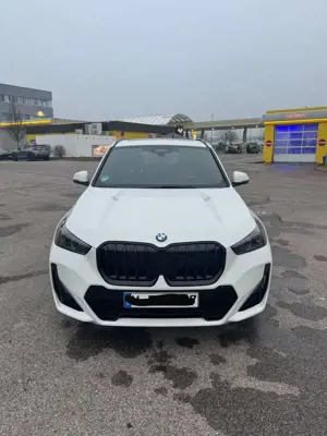 BMW X1 20 d sDrive M Sport Bild 3