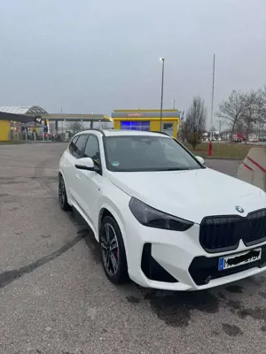 BMW X1 20 d sDrive M Sport Bild 4