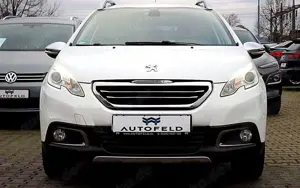 Peugeot 2008 1.6 Allure/SHEFT/NAVI/TEILLEDER/BT/PDC/TEMP