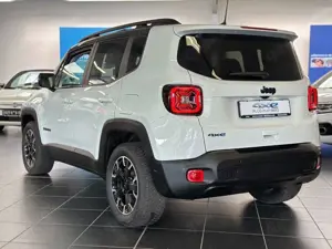 Jeep Renegade High Upland Plug-In-Hybrid 4Xe Panorama Bild 3