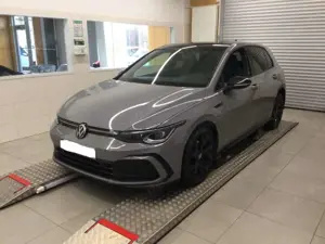 Volkswagen Golf R-Line 4M BLACK STYLE PANNO MATRIX HARMAN R.CAM