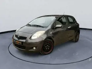 Toyota Yaris Life 1.3 VVti PDC KLIMAAUTOMATIK WR+SR