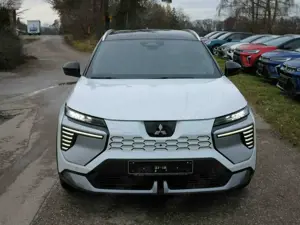 Mitsubishi Eclipse Cross Diamant TOP, Luxury, 0,99% Finanzierung Bild 3