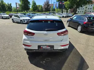 Hyundai i30 FL 5-Türer 1.0 Benzin Turbo M/T Advantage Bild 5