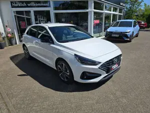 Hyundai i30 FL 5-Türer 1.0 Benzin Turbo M/T Advantage Bild 3