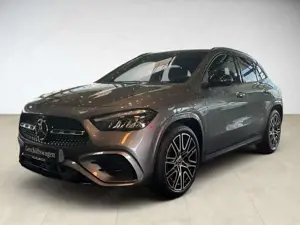 Mercedes-Benz GLA 180 AMG ACC AHK AUT DynLicht Fernlichtass.