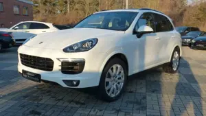 Porsche Cayenne Diesel Platinum Edition BOSE Panorama
