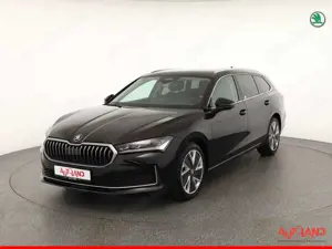 Skoda Superb Combi 2.0 TDI DSG 4x4 LED Navi Kamera AHK Bild 1