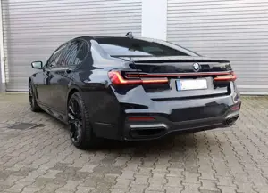 BMW 730 M Sport GARANTIE Sternenhimmel Vollausstattung Bild 2