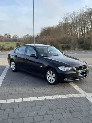 BMW 320 E90 320i