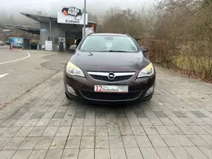 Opel Astra J Sports Tourer Edition Bild 2