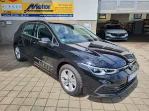 Volkswagen Golf Life 16"LM LED+ Navi 3AC+ FSE+ PLA Ambi10