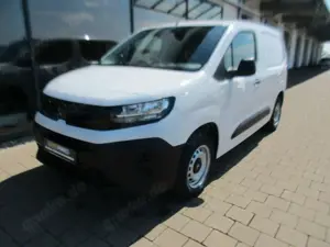 Opel Combo E Cargo Klima, RFK AHK Holzboden