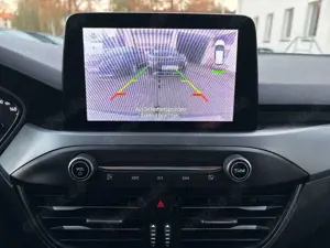 Ford Focus 1.5 EcoBlue AUT. Turnier CoolConnect AHK Bild 2