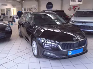 Skoda Octavia Style, ACC, AHZV, DAB, LED, Navi, USB, Nebels.