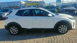 Kia Stonic Silver 1.0 T-GDI Kamera+LED+SHZ+Leichtmetallfelgen Bild 5