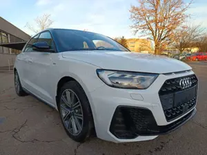 Audi A1 Sportback 30 TFSI S line Bild 3