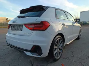 Audi A1 Sportback 30 TFSI S line Bild 5