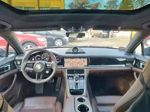 Porsche Panamera Sport Turismo 4 S E-Hybrid Massage Bild 2