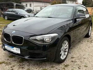 BMW 116 i AUTOMATIK SZH PDC SCHECKHEFT