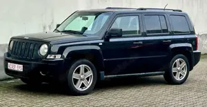 Jeep Patriot Jeep Patriot Sport 2.4 4x4 Klima SHZ ZV AHK Alu
