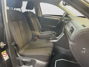 Volkswagen T-Roc T-ROC Life 1.0 TSI AHK NAVI LED SHZ Bild 4