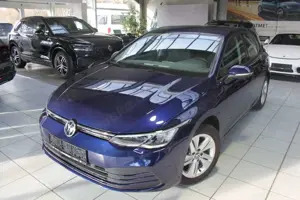 Volkswagen Golf VIII Lim./DSG/ACC/STZHZ/NAVI/DAB/ALU/APP/PD