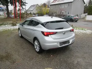 Opel Astra Start/Stop 5-türig 6- Gang Navi Bild 3