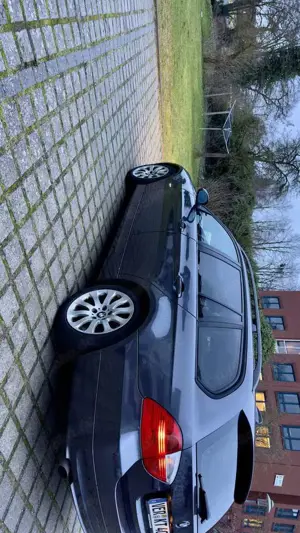 BMW 318 318d DPF Touring Bild 3