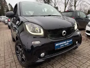 smart forTwo *PRIME*PANORAMA*SITZHEIZUNG*1.HAND*90PS Bild 4
