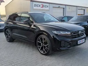 Volkswagen Touareg 3.0TDI 4M R-Line VOLL Black 22" UPE 114T
