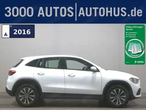 Mercedes-Benz GLA 200 d Style T-Leder Navi LED RFK PDC Shz