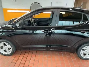 Hyundai i10 i10 1.0 EDITION 30 Bild 4