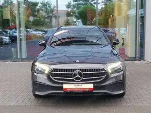 Mercedes-Benz E 300 E -Klasse T-Mod. E 300 de 4Matic Avantgard Bild 3