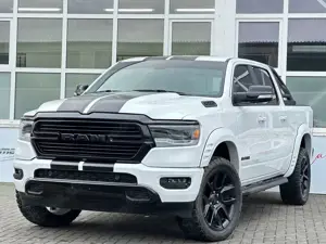 Dodge RAM 1500 Laramie 5,7L 4x4 12´Displ LED Pano 22´´