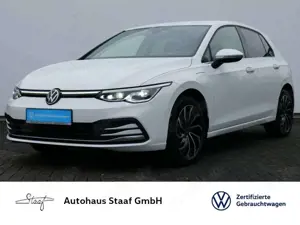 Volkswagen Golf Style VIII 1.4 eHybrid 150/204PS Kamera+NAV+APP