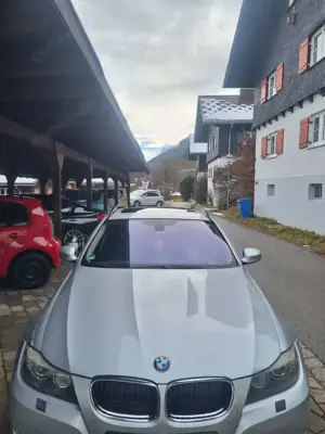 BMW 320 320d xDrive DPF Touring Aut.