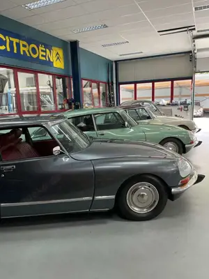 Citroen DS 23 Pallas IE Halbautomatik Bild 2