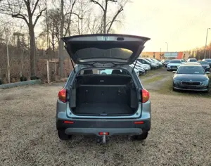 Suzuki Vitara 1.6 DDiS Comfort+ 4x4*Navi*R-Cam*LMF*Pano Bild 5