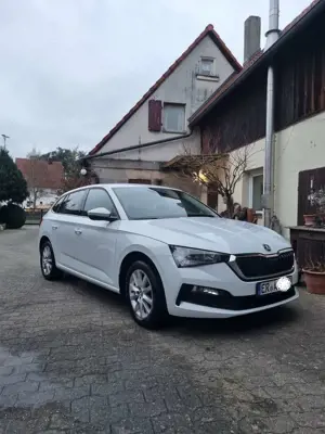 Skoda Scala 1.0 TSI Ambition Bild 2