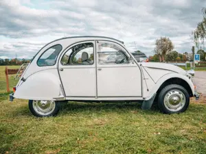 Citroen 2CV 2 CV 6 Club Bild 3