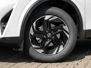 Nissan Qashqai N-Connecta Navi Winterpaket + Komfortpaket Bild 4