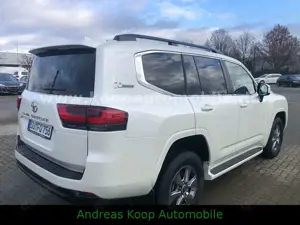 Toyota Land Cruiser 300 70th Anniversary 3,3D V6 7-Sitze Sofort Bild 3