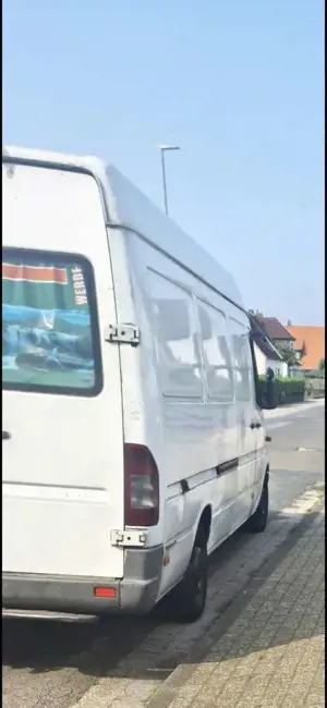 Mercedes-Benz Sprinter 213 CDI 902.611 Bild 3